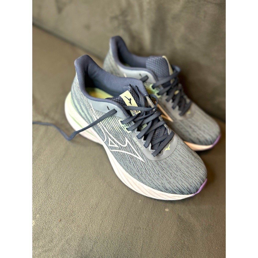 Mizuno Wave Inspire 21 Womens 7.5 Gray Mint Running Shoes J1GD254421